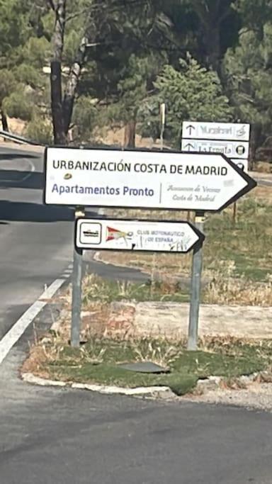 Apartamento De Lujo Vergel Suite San Martín de Valdeiglesias Exterior photo