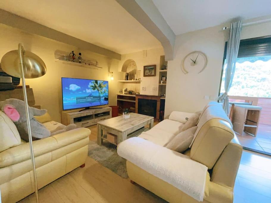Apartamento De Lujo Vergel Suite San Martín de Valdeiglesias Exterior photo